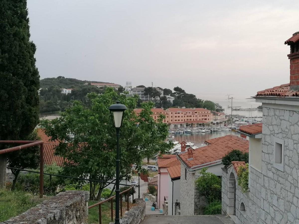 Apartman Natali Vrsar Bagian luar foto