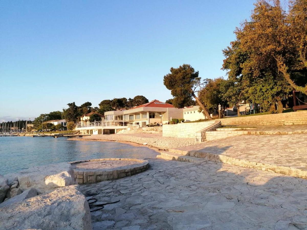 Apartman Natali Vrsar Bagian luar foto